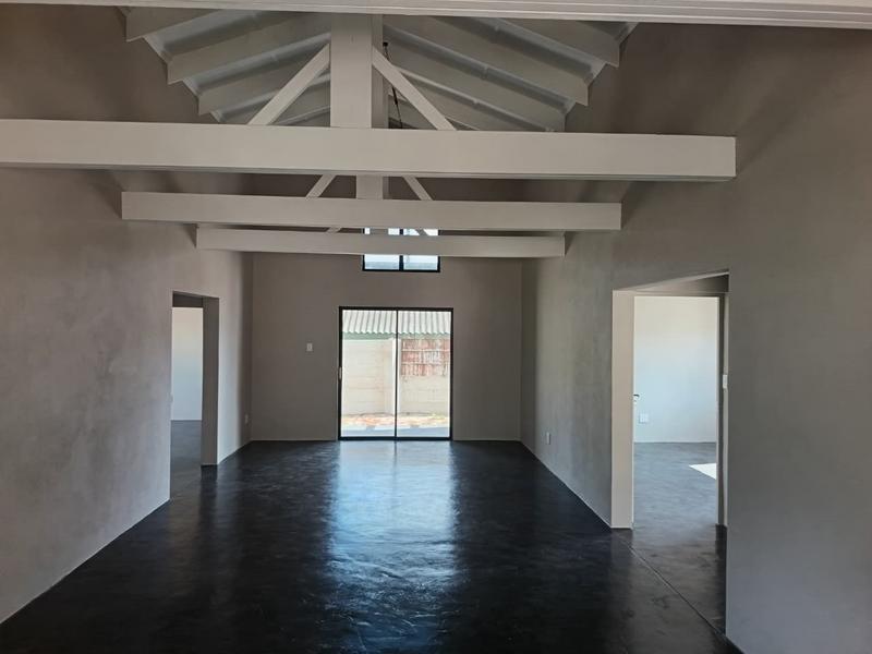 3 Bedroom Property for Sale in Albertinia Western Cape